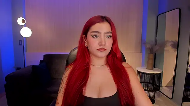 Snapshot of ViolettCastel chatting on 02-06-25, 06:35 ViolettCastel online show from 02-06-25, 06:35