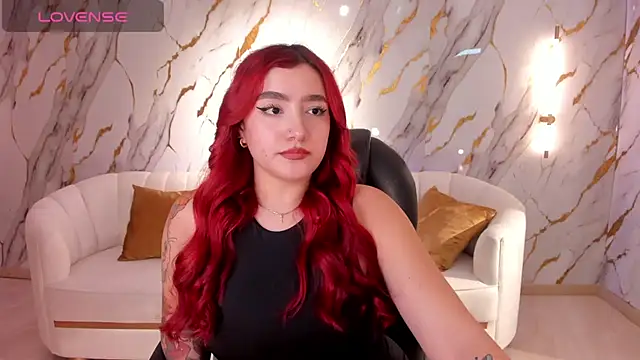 Snapshot of ViolettCastel chatting on 02-14-25, 07:44 ViolettCastel online show from 02-14-25, 07:44