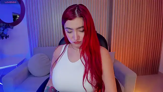 Snapshot of ViolettCastel chatting on 02-27-25, 07:47 ViolettCastel online show from 02-27-25, 07:47