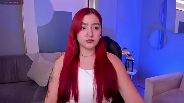 Snapshot of ViolettCastel chatting on 03-01-25, 07:26 ViolettCastel online show from 03-01-25, 07:26