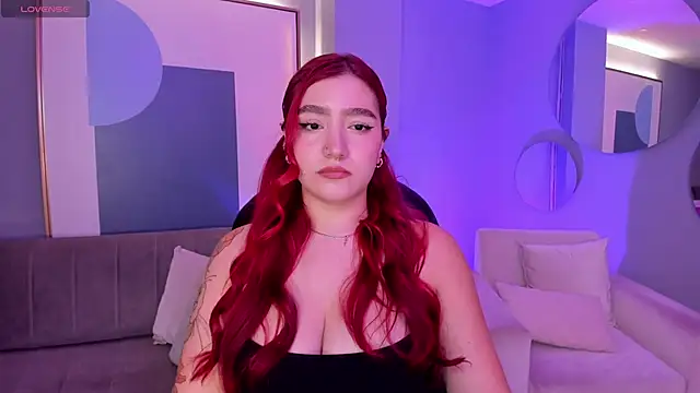 Snapshot of ViolettCastel chatting on 03-12-25, 07:28 ViolettCastel online show from 03-12-25, 07:28