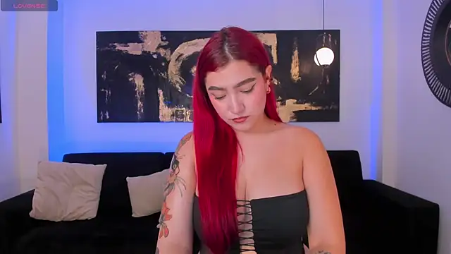 Snapshot of ViolettCastel chatting on 03-16-25, 05:07 ViolettCastel online show from 03-16-25, 05:07