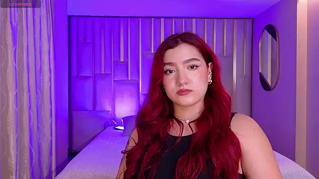 ViolettCastel online show from 03-25-26, 09:32