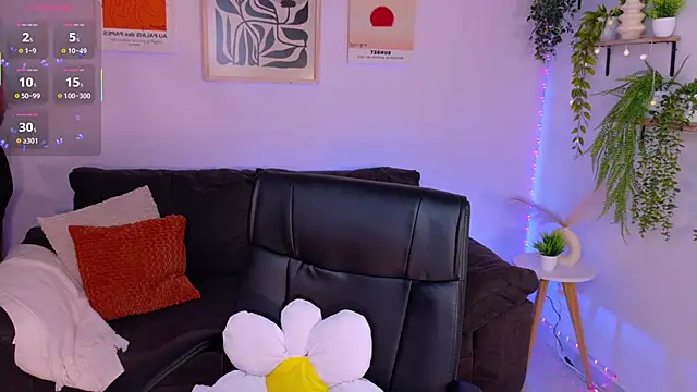 ViolettCastel online show from 04-30-26, 08:57