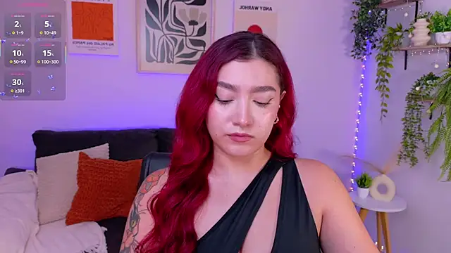 ViolettCastel online show from 05-12-26, 08:06