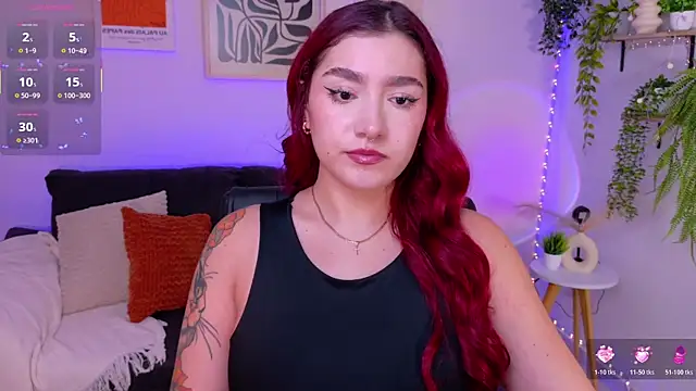 ViolettCastel online show from 05-17-26, 07:32