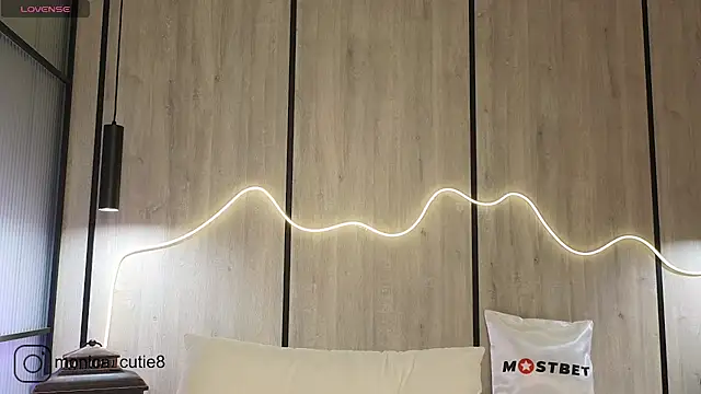 Monikacutie online show from 01-05-25, 04:04