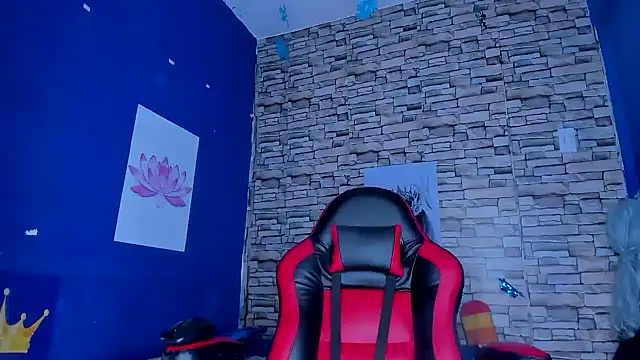 sofiacastillo01 online show from 02-17-25, 12:38