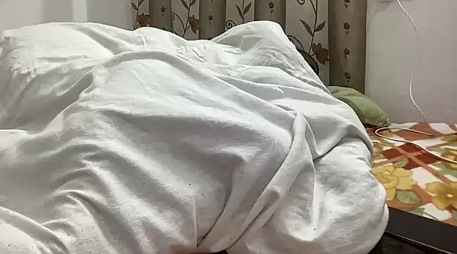 HORNY4UDESI online show from 12-30-24, 06:49