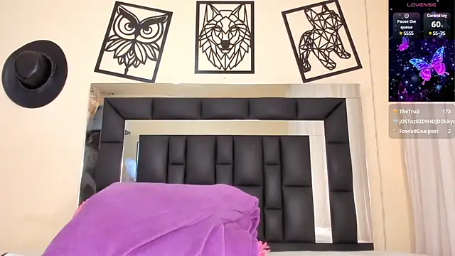 Snapshot of Rachel-milfy- chatting on 02-24-25, 10:25 Rachel-milfy- online show from 02-24-25, 10:25