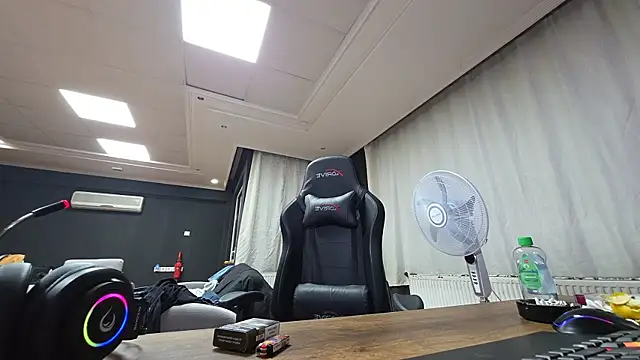 istebenboylebiradamim online show from 10-22-25, 07:02