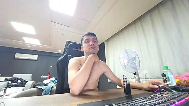 istebenboylebiradamim online show from 10-28-25, 06:54