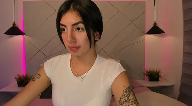 ANTONELLA  ROUSE  online show from 02-17-25, 11:31