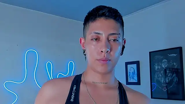 Aleja1214 online show from 09-10-25, 11:27