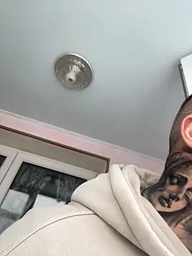 BadBoy 92 online show from 02-18-26, 10:00