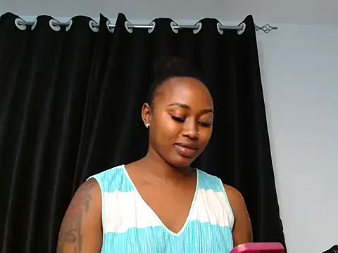 Snapshot of Miss_hot_candy chatting on 02-26-26, 07:24 Miss hot candy online show from 02-26-26, 07:24