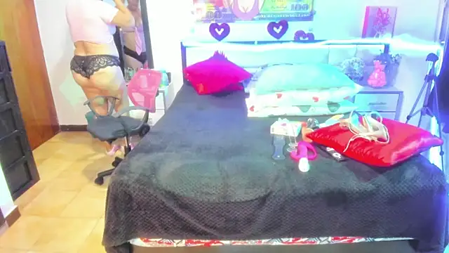 karenmilf 4 online show from 12-21-24, 03:03