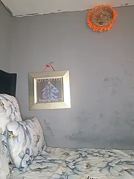 Snapshot of Petrossa chatting on 08-06-26, 06:37 Petrossa online show from 08-06-26, 06:37