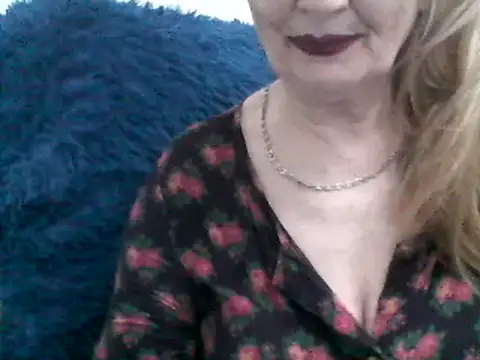 CarlyTreat online show from 12-20-24, 04:14