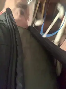 trash4cash online show from 12-19-24, 04:02