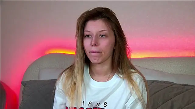 LiliaBianka online show from 02-02-25, 06:58