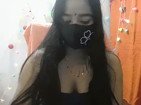 Snapshot of Chitrani- chatting on 01-13-26, 11:04 Chitrani- online show from 01-13-26, 11:04