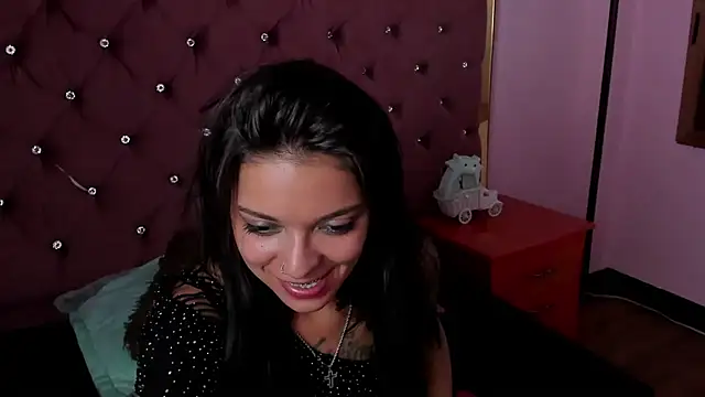MaddyHudson online show from 12-20-24, 11:26