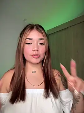 JoselinFlower  online show from 12-13-24, 04:22