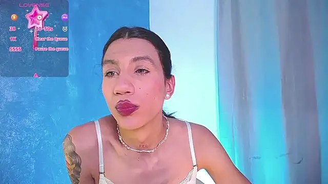 sofiaa grey  online show from 12-22-24, 04:17