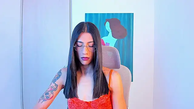 sofiaa grey  online show from 05-05-26, 02:47
