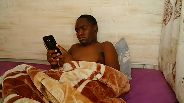 KINKYBLACKDOLL online show from 10-03-25, 12:51