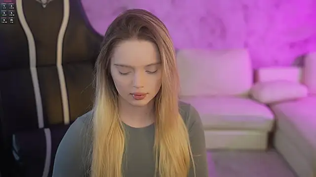 Cassy-Celestial  online show from 10-17-25, 04:48