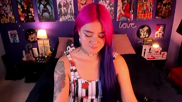 anne cross online show from 10-15-25, 02:33