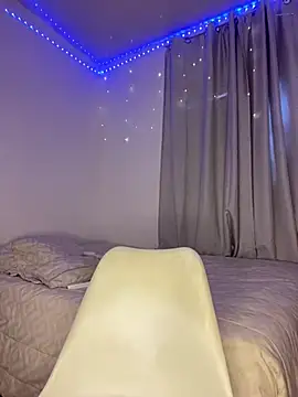 nicoleebony1 online show from 02-06-25, 03:31