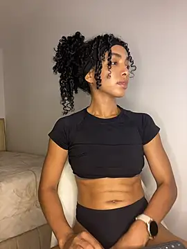 nicoleebony1 online show from 06-24-26, 08:19