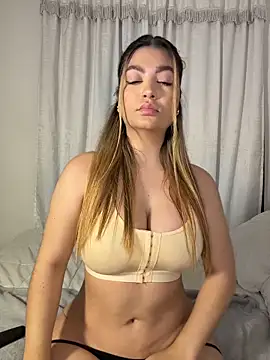 Snapshot of DashaStar chatting on 02-28-26, 02:01 DashaStar online show from 02-28-26, 02:01