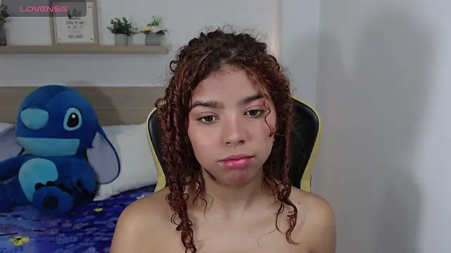 aurora rodriguez online show from 12-07-24, 12:24