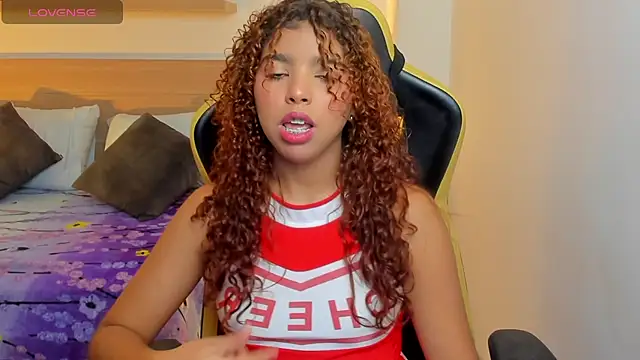 aurora rodriguez online show from 02-12-25, 12:12