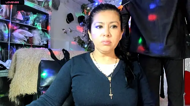 Snapshot of Erlinda-engel chatting on 06-04-26, 11:49 Erlinda-engel online show from 06-04-26, 11:49