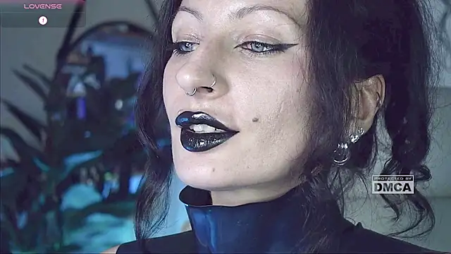 Snapshot of _owner chatting on 03-11-25, 07:58 owner online show from 03-11-25, 07:58