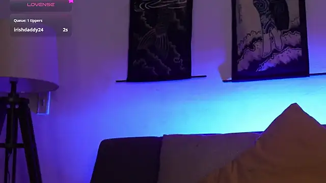 SylveonFox online show from 10-05-25, 10:07