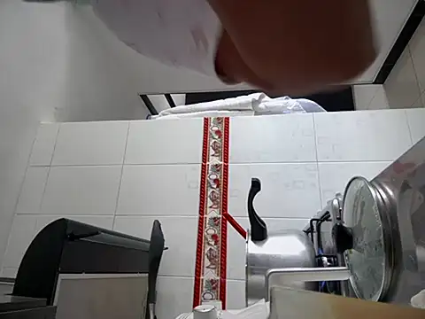 Snapshot of Sol_biglips chatting on 03-03-25, 06:22 Sol biglips online show from 03-03-25, 06:22