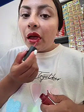 Snapshot of Sol_biglips chatting on 09-16-25, 06:09 Sol biglips online show from 09-16-25, 06:09