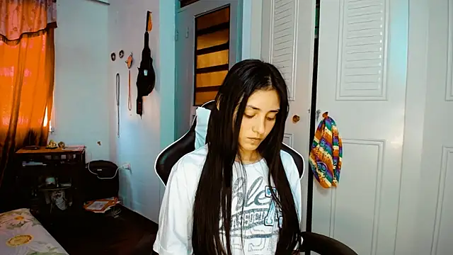 2girlsdream  online show from 02-17-25, 09:41
