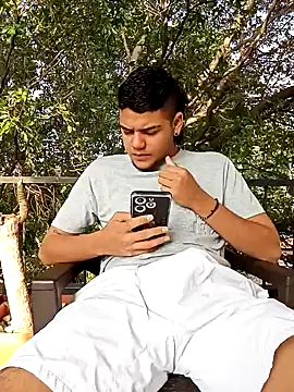 Snapshot of Nathan_mason_ chatting on 02-07-25, 01:11 Nathan mason online show from 02-07-25, 01:11