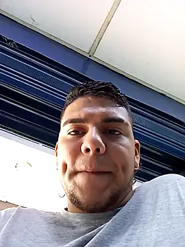 Snapshot of Nathan_mason_ chatting on 02-27-25, 03:26 Nathan mason online show from 02-27-25, 03:26