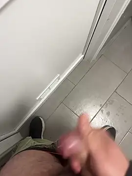 Snapshot of _themask_ chatting on 01-27-25, 07:03 themask online show from 01-27-25, 07:03