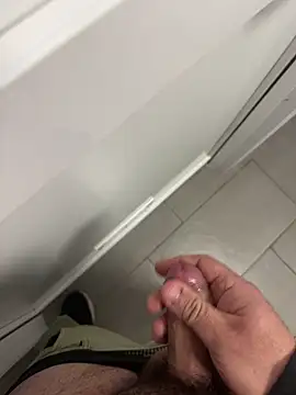 Snapshot of _themask_ chatting on 02-03-25, 05:24 themask online show from 02-03-25, 05:24