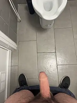 Snapshot of _themask_ chatting on 02-06-25, 09:06 themask online show from 02-06-25, 09:06