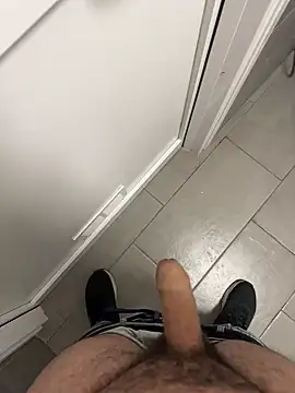 Snapshot of _themask_ chatting on 02-10-25, 08:31 themask online show from 02-10-25, 08:31